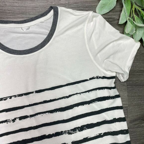KIT and ACE | sz 2 Women's White/Black Stripe Crew Neck Boyfriend Fit Court Tee - Picture 3 of 5